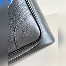 Рюкзак LV Dean, модель m59924 Двухплечевая сумка Dean из кожи с т