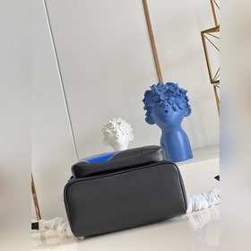 Рюкзак LV Dean, модель m59924 Двухплечевая сумка Dean из кожи с т