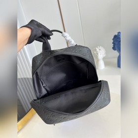 Рюкзак LV Dean, модель m59924 Двухплечевая сумка Dean из кожи с т