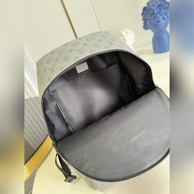 LV  Рюкзак RACER Модель M46105 Серый, полностью из кожи Серия р