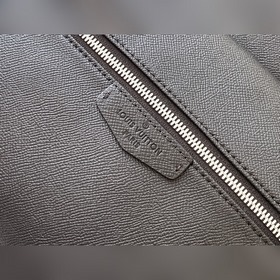 LV Рюкзак APOLLO Модель： M33450 Вдохновленный весенне-летней кол