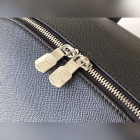 LV Рюкзак APOLLO Модель： M33450 Вдохновленный весенне-летней кол