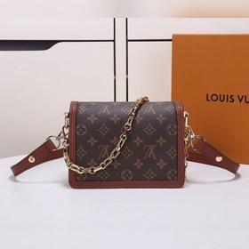 Сумка LV Mini Dauphine Модель： М44582 Миниатюрный дизайн сочетает