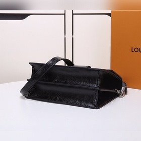 Средняя сумка LV Dauphine Модель： M44599 В духе моды 1970-х годов