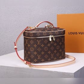 Косметичка LV Nice Модель： M42265 Вдохновленная культовой космет