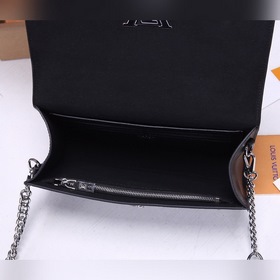 LV Lockme сумка Модель： M56088 Эта сумка Lockme с фирменным замко