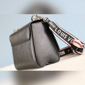 Сумка LV TWIST среднего размера Эта изящная сумка небольшого раз