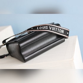 Сумка LV TWIST среднего размера Эта изящная сумка небольшого раз