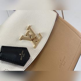 LV Lockme Ever BB сумка, абрикосовый с бежевым, модель M56645 Сум