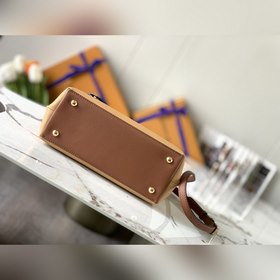 LV Lockme Ever BB сумка, абрикосовый с бежевым, модель M56645 Сум