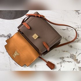 LV Lockme Ever BB сумка темно-коричневого цвета с жемчужно-белым 