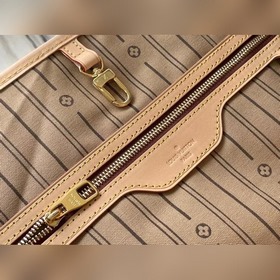 LV Модель M40354 Большая сумка через плечо Изготовлена из импортн