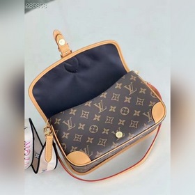 LV Модель： M45985 Diane Сумка под мышку Сумка через плечо Возрожд