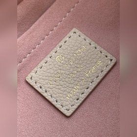 LV Сумка Bagatelle, модель 46113, розовая  Сумка Bagatelle из м