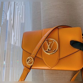 LV сумочка для тофу с поддержкой чипа для связи Модель： M55946 Ор