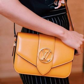 LV сумочка для тофу с поддержкой чипа для связи Модель： M55946 Ор