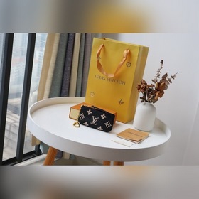 LV Кошелек для ключей Модель M80885 Черный с шелкографией Элегант