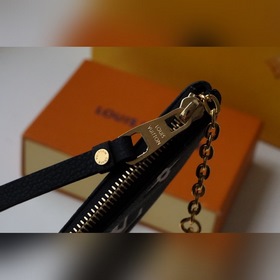 LV Кошелек для ключей Модель M80885 Черный с шелкографией Элегант