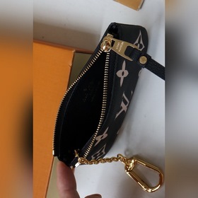 LV Кошелек для ключей Модель M80885 Черный с шелкографией Элегант