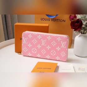 LV кошелек на молнии, модель M81226 Этот кошелек на молнии выпол