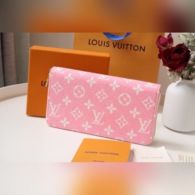 LV кошелек на молнии, модель M81226 Этот кошелек на молнии выпол