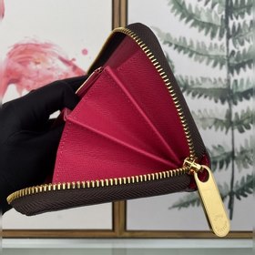 LV Zippy кошелек на молнии, модель M80857 Этот кошелек Zippy с з