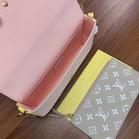 LV Модель M81359 POCHETTE FéLICIE Сумка на цепочке Эта сумка Poch