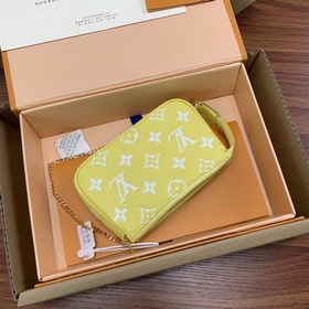 LV Mini Pochette Accessoires клатч, модель M46129, желтый  Эта с