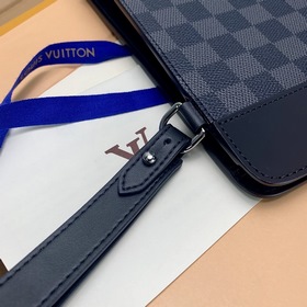 Сумка LV Standing Pouch, модель N64612, черный Эта сумка Standin