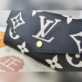 LV SARAH Кошелек в форме конверта Модель： M80496/61182/60531 Это