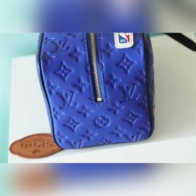 LV Модель M21106 DOPP KIT Сумка для туалетных принадлежностей Руч