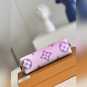 LV Модель M81270 Серия косметичек с градиентным цветом Эта комп
