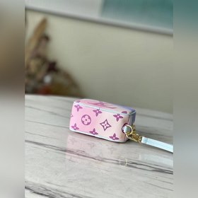 LV  Модель M81339 Spring in the City Капсульная коллекция «True