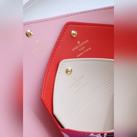 LV Pochette Kirigami Сумка Модель M81271 Сумка Pochette Kirigami
