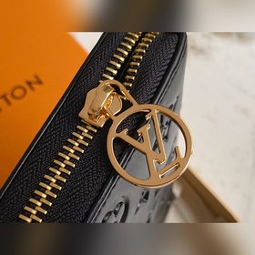 LV Модель M81510 Черный кожаный кошелек с одной молнией Этот ко