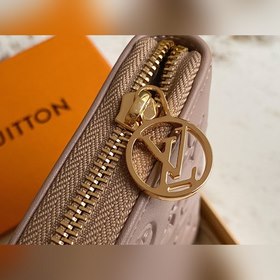 LV Модель M81510 Серый кожаный кошелек с одним застежкой-молнией