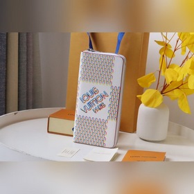 LV Модель M81468 Кошелек на молнии Новый кошелек отражает уличную