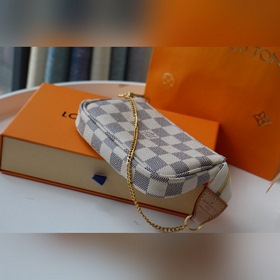 LV Маджонг сумка с цепочкой Модель M58009 Эта сумка для аксессуар