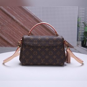 LV Лазерная фурнитура Сумка Croisette Модель： N41581 Эта небольш