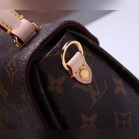 LV Лазерная фурнитура Сумка Croisette Модель： N41581 Эта небольш