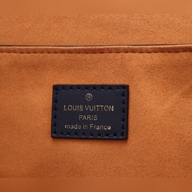 Сумка LV Beaubourg Модель： M43953 Сумка Beaubourg изготовлена из 