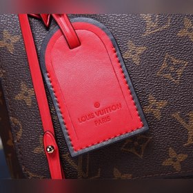 Сумка LV Beaubourg Модель： M43953 Сумка Beaubourg изготовлена из 