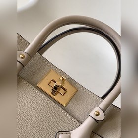 LV ON MY SIDE Маленькая сумка Модель M57728 Черный Модель M57729 