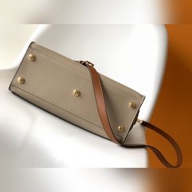 LV Сумка с двумя ручками, модель M53825, цвет абрикосовый с выши
