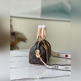 LV Модель M41114 розовый M58957 черный Новая коллекция осень-зим