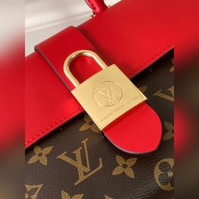 LV Модель M44322 Старинный красный сумка через плечо Кожа являет