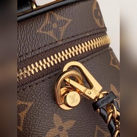 LV косметичка с цепочкой Модель M45165 Косметичка на цепочке с я