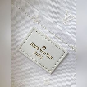 LV PAPILLON BB Сумка Модель M59827 Белый Эта сумка Papillon BB из