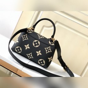 Сумка LV Madeleine BB, модель M46008, черная с тиснением, маленьк