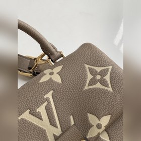 Сумка LV Madeleine BB, модель M46008, черная с тиснением, маленьк